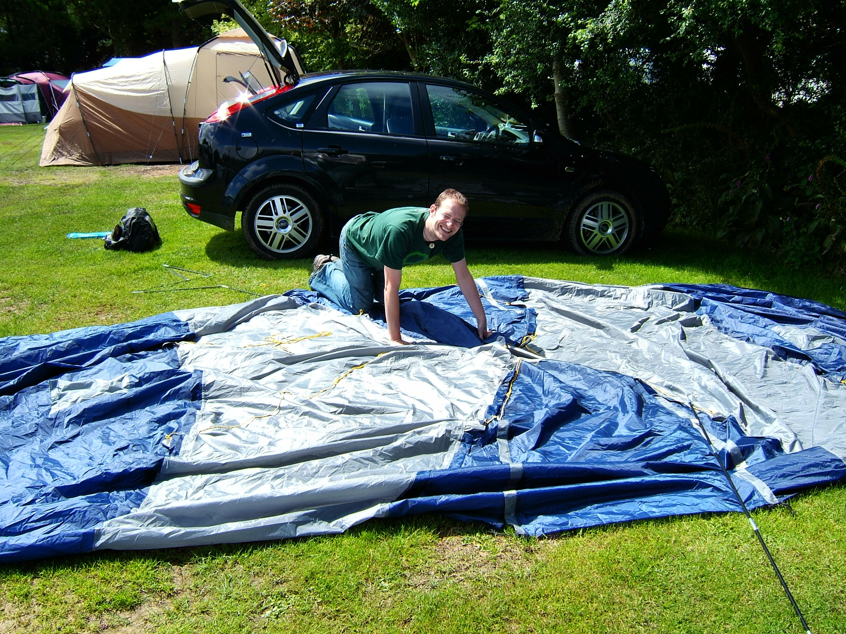 Building tent