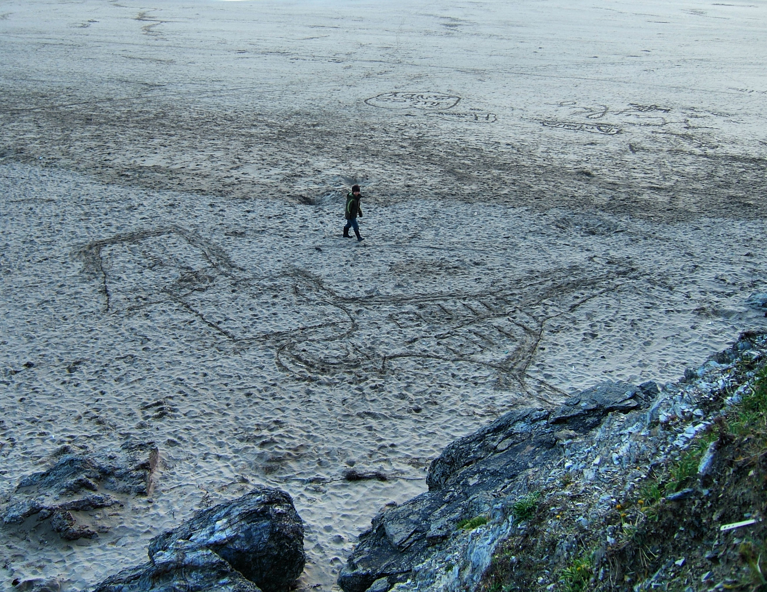 Drawing on sand