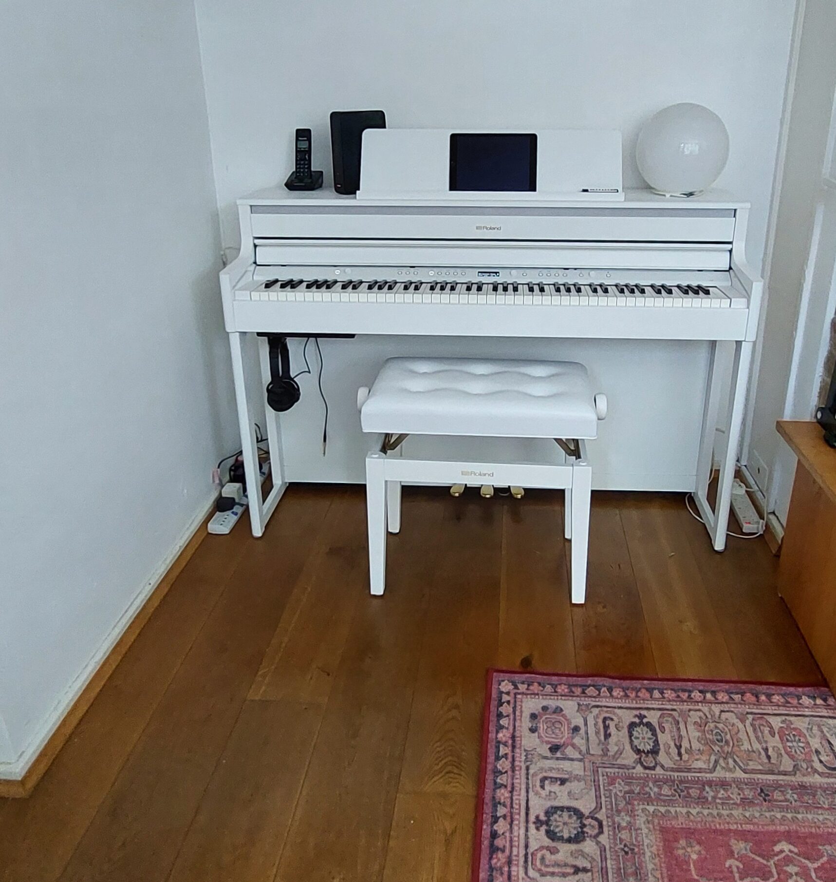 Roland HP704 fully installed